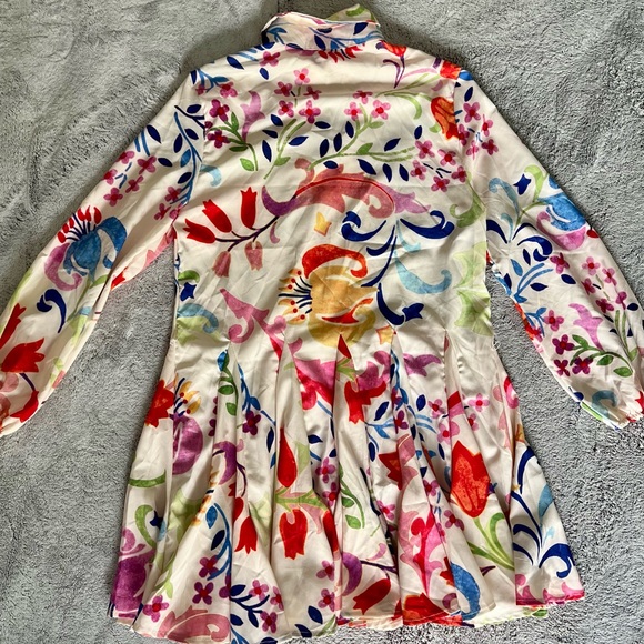 Short Colorful Dress - Picture 3 of 3